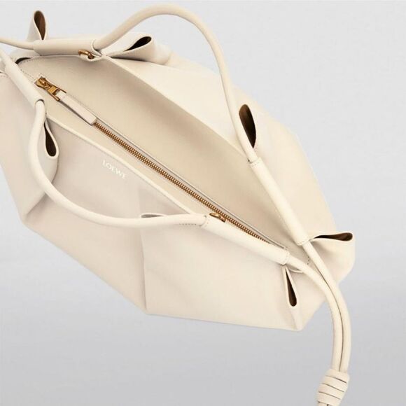 Loewe Paseo Small Leather Shoulder Bag in Angora Cream Color - Picture 3 of 7